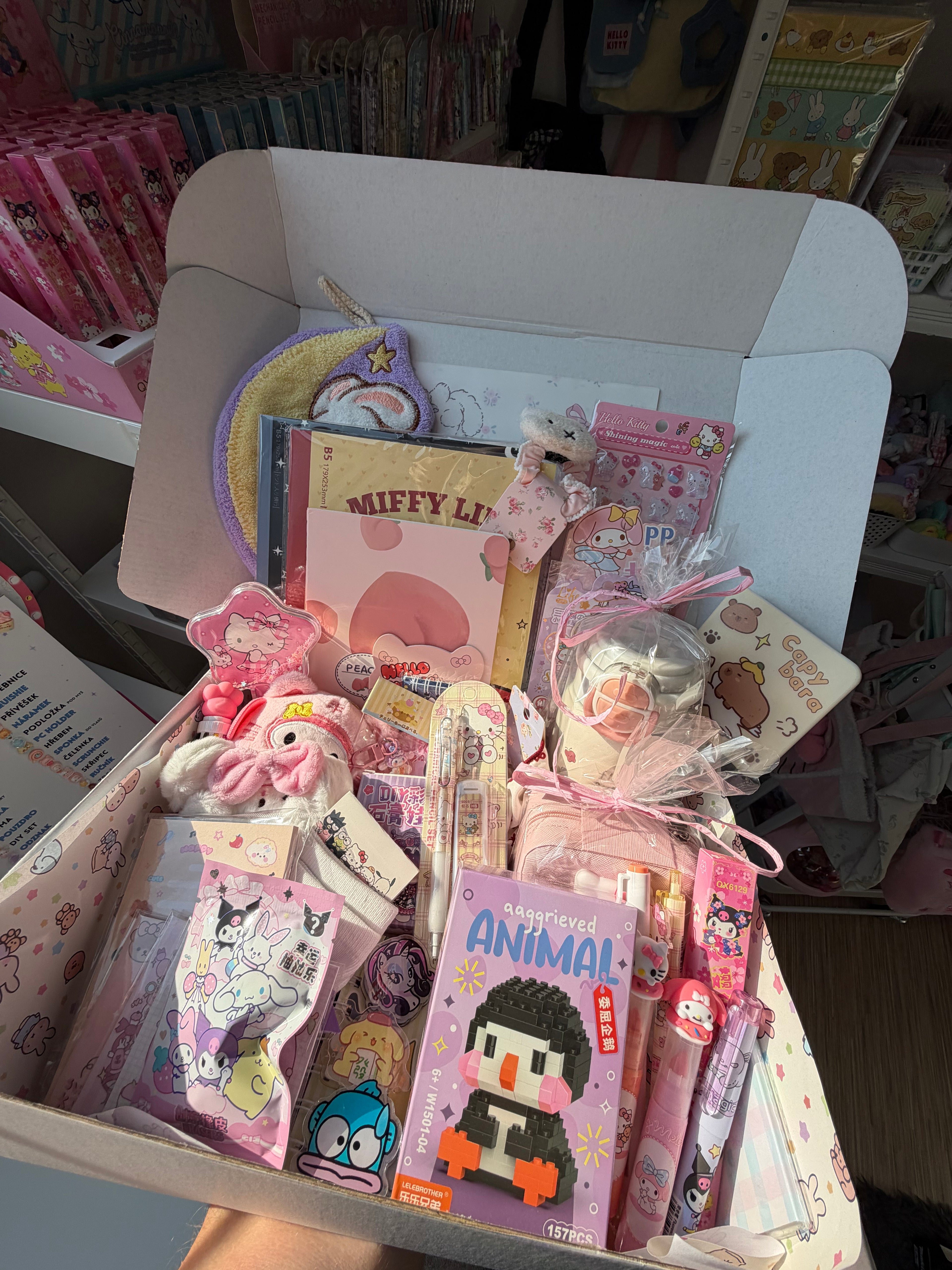 Lucky Scoop Box